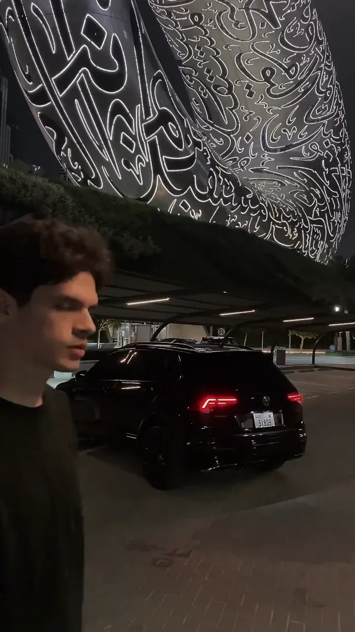 Pick the car, or keep the default